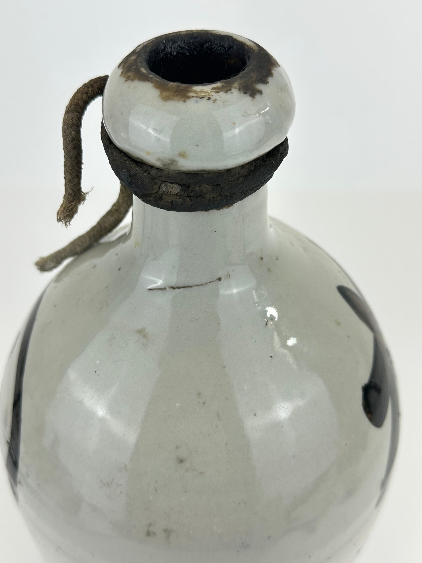 Antique Japanese Meiji Era (c1890's) Signed Tokkuri Sake Jug Sake (Vase) 10.5”H