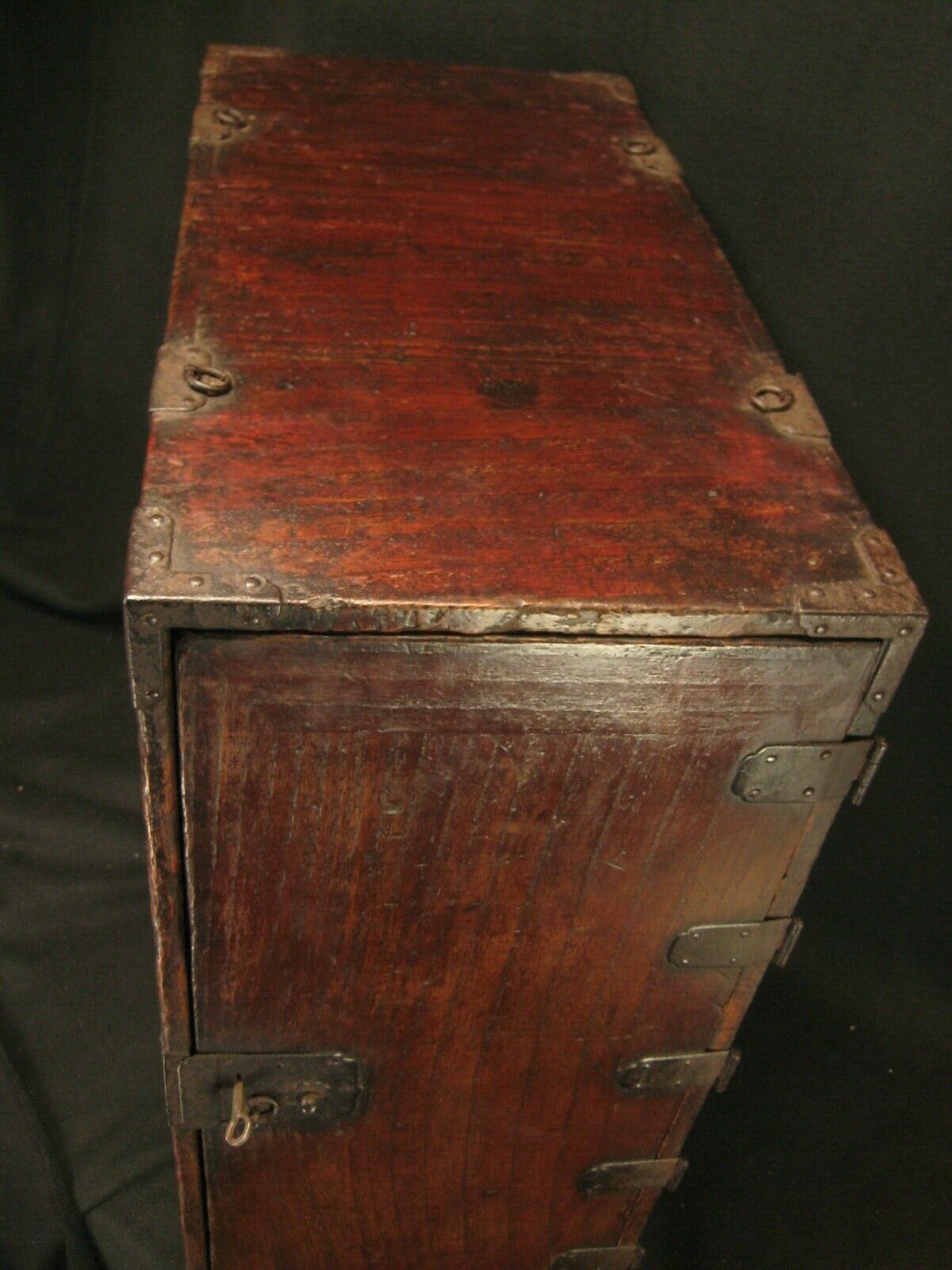 Antique Japanese Edo Era (C1780) 4 Drawer Gyosho Bako Peddlers  Tansu Chest