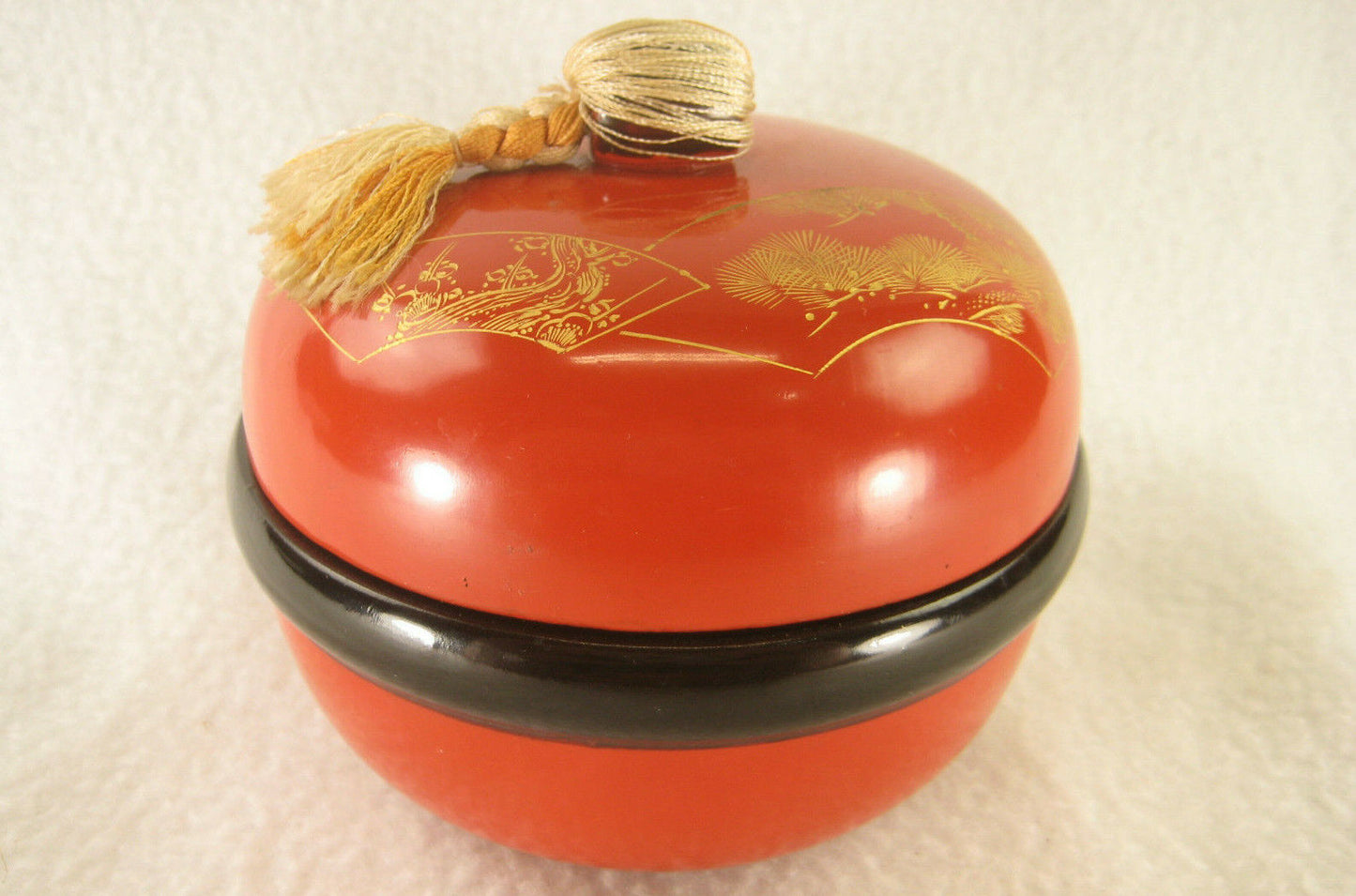 Vintage Japanese Round Red & Maki Tasseled Lacquer Lidded Box Shochikubai 4.5"
