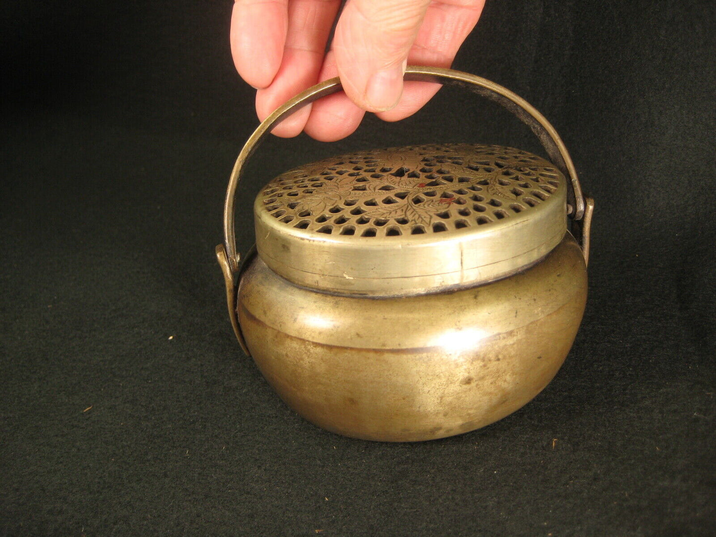 Antique Chinese Qing Dynasty 170 Yr Old Small Bronze Pierced Cover Hand Warmer