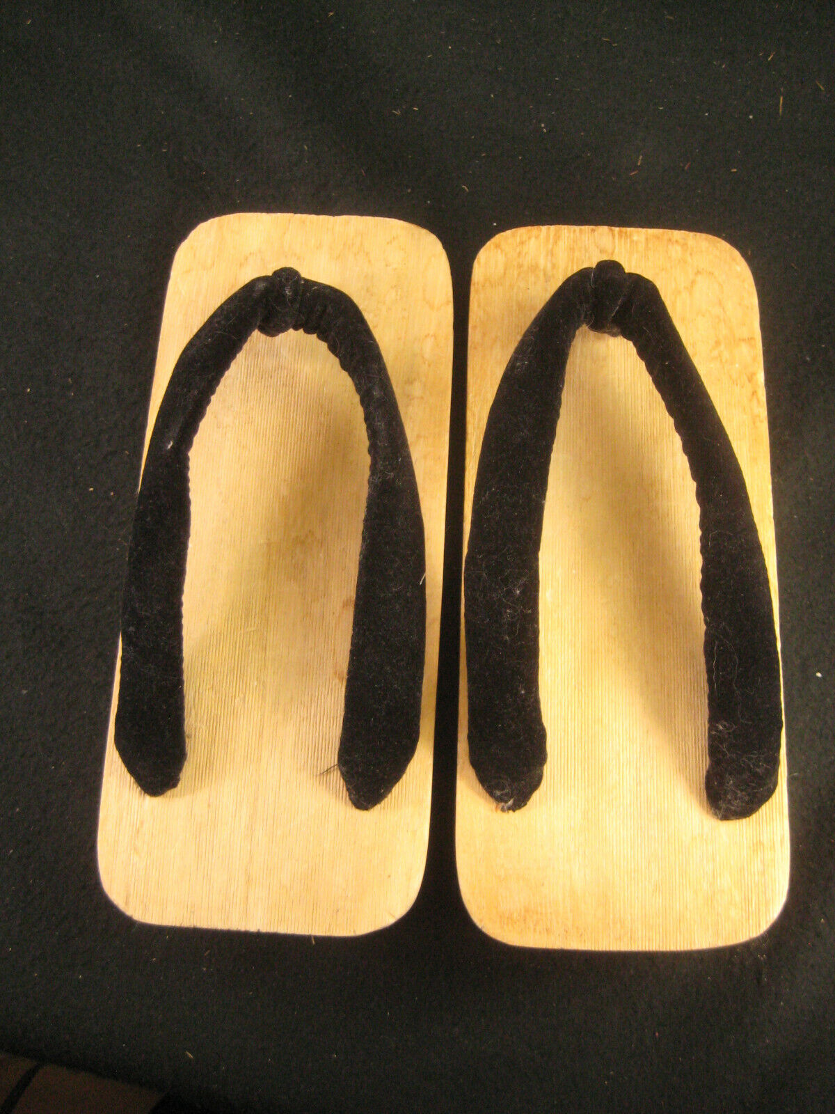 Japanese Wooden Geta Clogs 2" High 9.5" Long 4" WideWomens Size 8.5