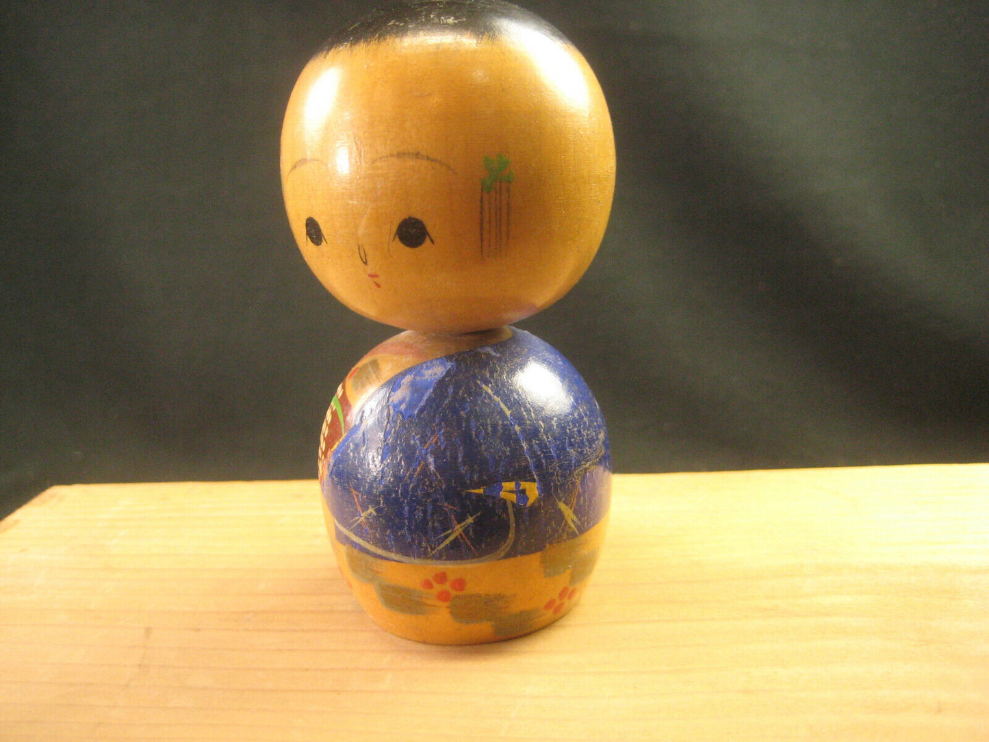 Vintage Japanese Kokeshi Wooden Bobblhead Doll Hand Painted Blue Haori 3.5"