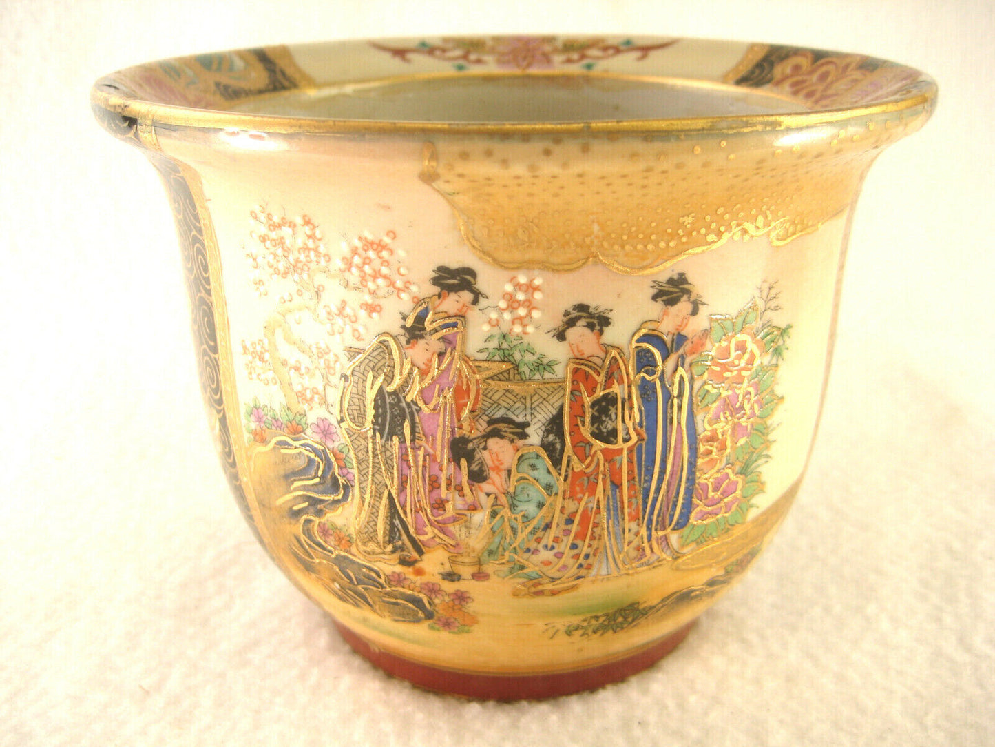 Vintage Japanese Satsuma Style Painted W/ Gold Ceramic Geisha Pot 5.5"