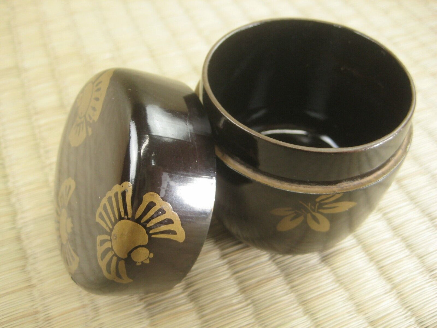 Vintage Japanese Tea Ceremony Natsume Tea Caddy Black Lacquer W/ Gold Birds