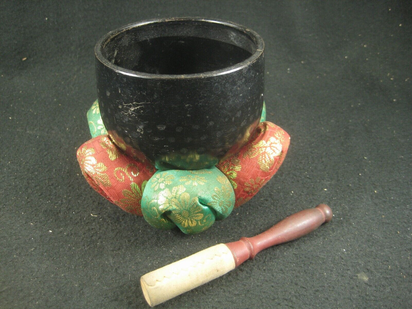 Vintage Japanese Orin Bronze Singing Bowl Set Buddhist Altar Fitting w/ Cushion 4”