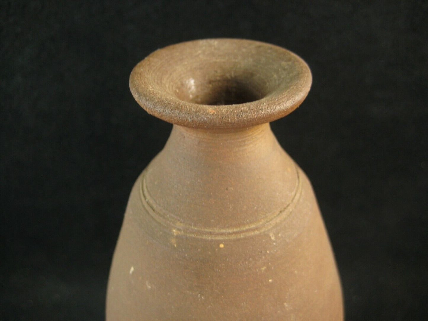 Vintage Japanese (C.1950) Bizen Style Ceramic Tokkuri Sake Bottle Brown