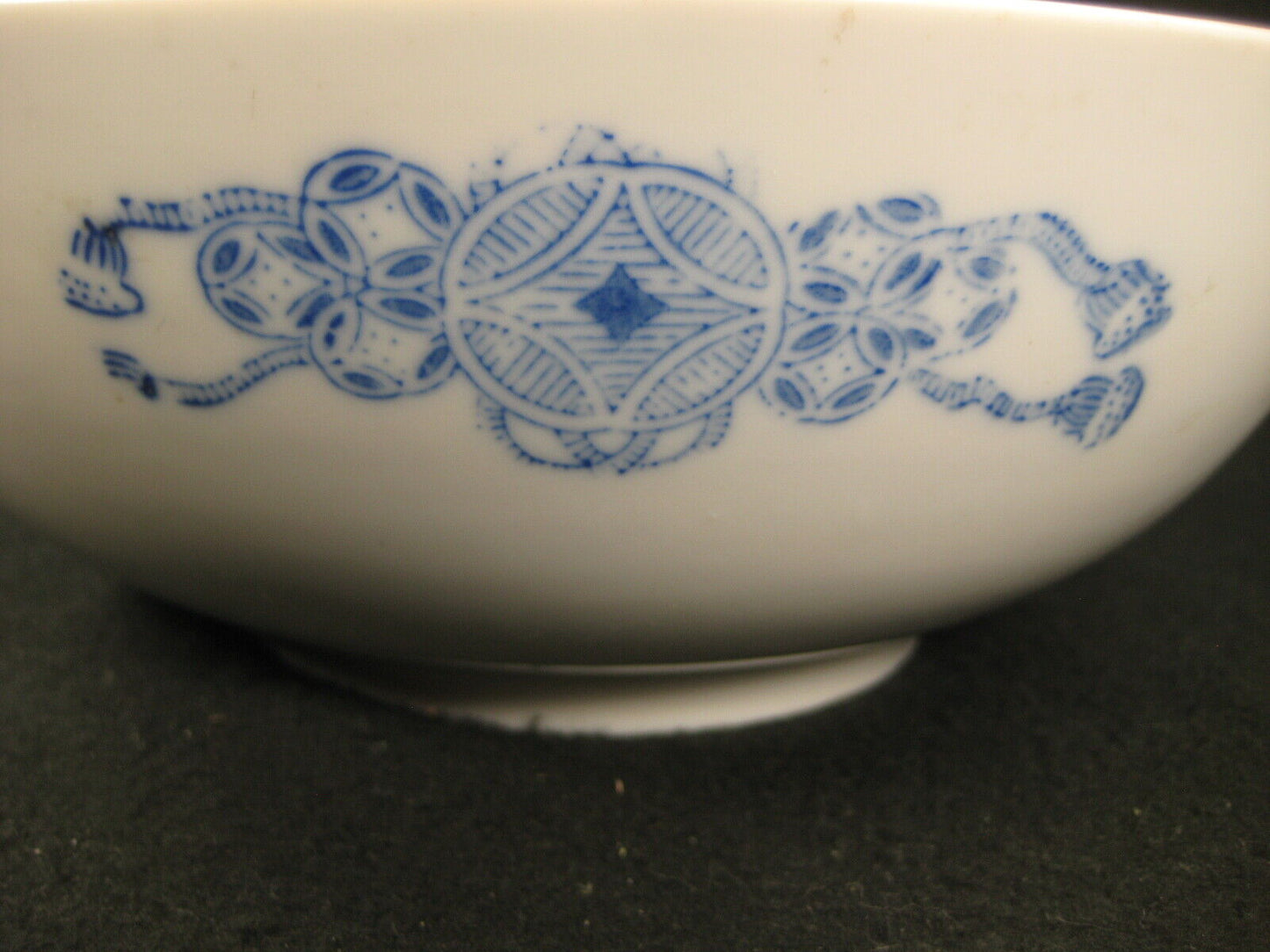 Antique Japanese Meiji Era C. 1900 Imari Ceramic Bowl  Bird Crane & Pine