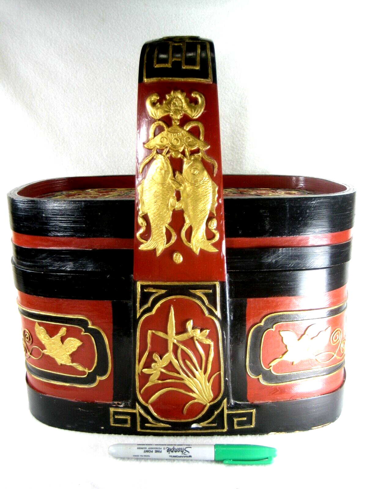 Chinese Ornate Lidded Wooden Lacquer Gold, Red & Picnic Box With Handel