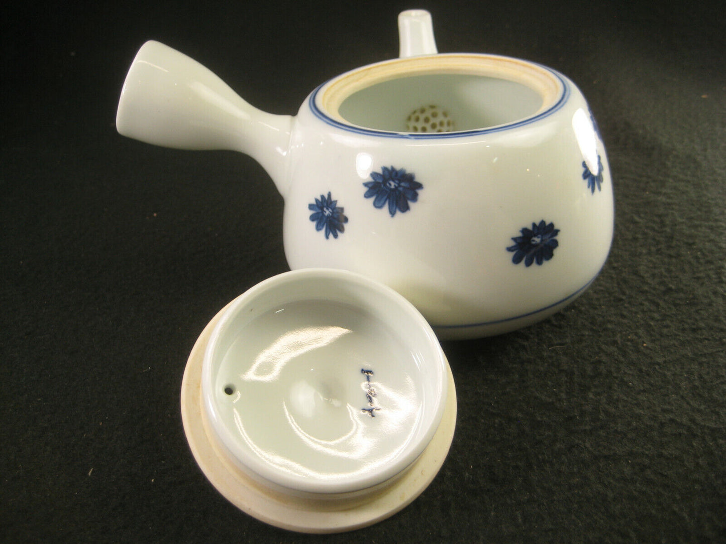 Vintage Signed Kyusu Ceramic Porcelain Tea Pot For Ocha Sencha Genmaicha