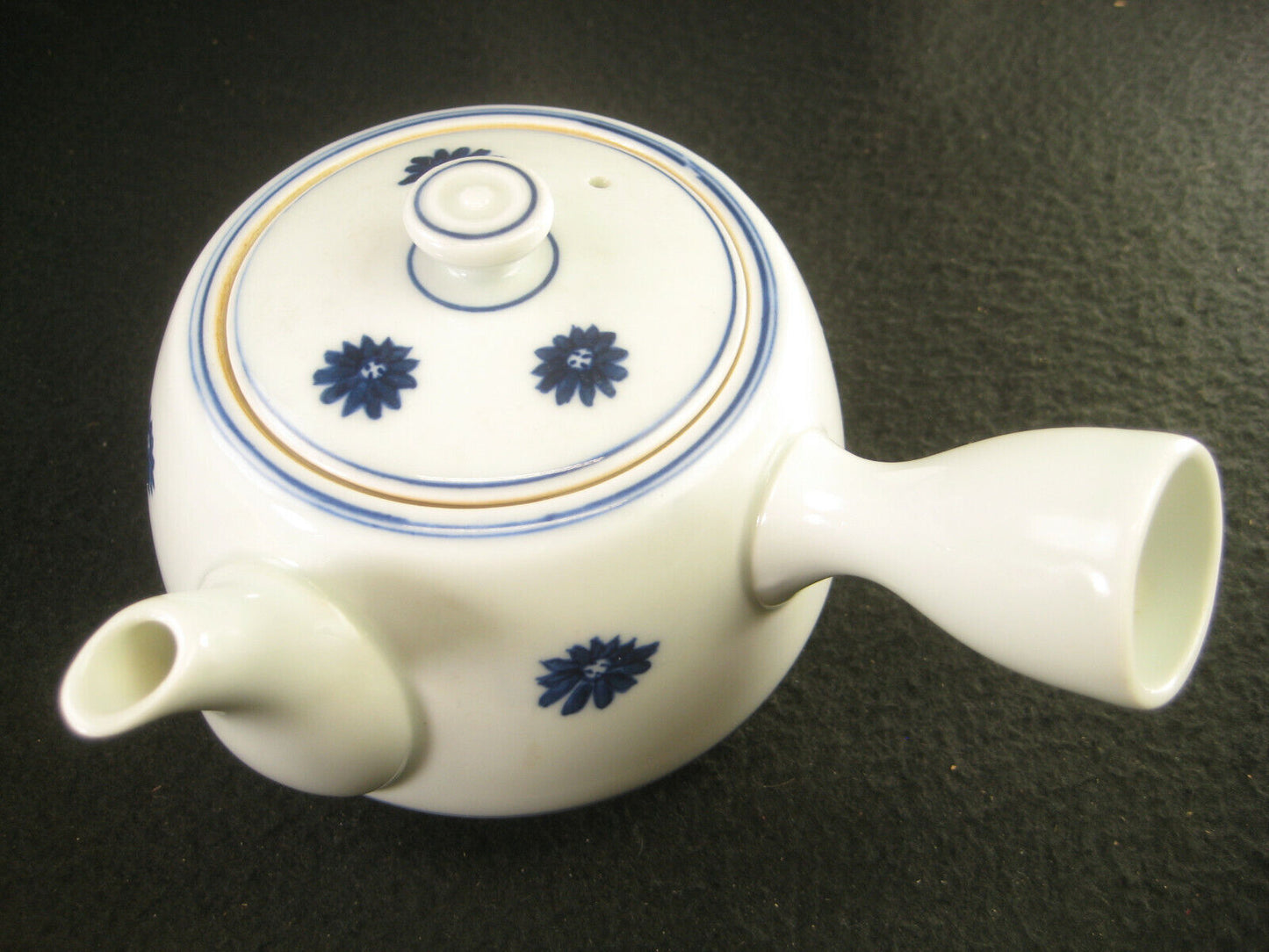 Vintage Signed Kyusu Ceramic Porcelain Tea Pot For Ocha Sencha Genmaicha
