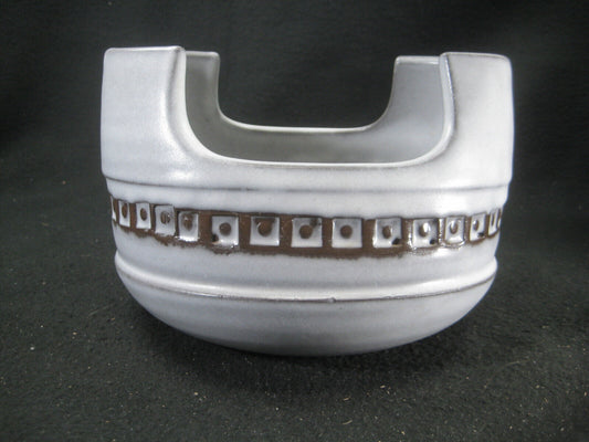 Japanese Ceramic Ikebana Vase With Kenzan Flower Frog Attached Mizuyama 8"