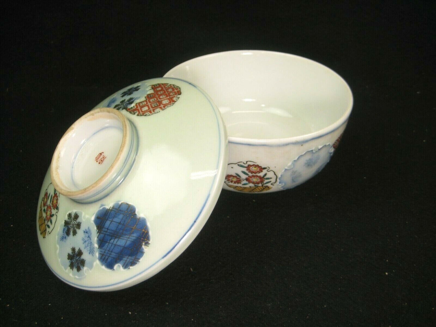 Antique Japanese Meiji Era Kutani Imari Ceramic Chawan Lidded Bowl