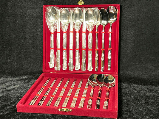 Vintage Chinese Set Of Chopsticks & Spoons In Original Box 10 Settings