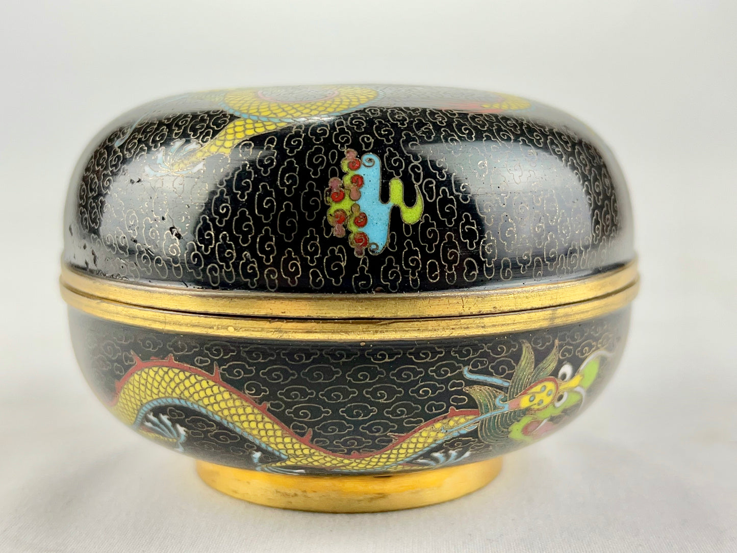 Antique Japanese Meiji Era (late 1800's) Cloisonné Yellow Dragon Jar / Box 3.5”