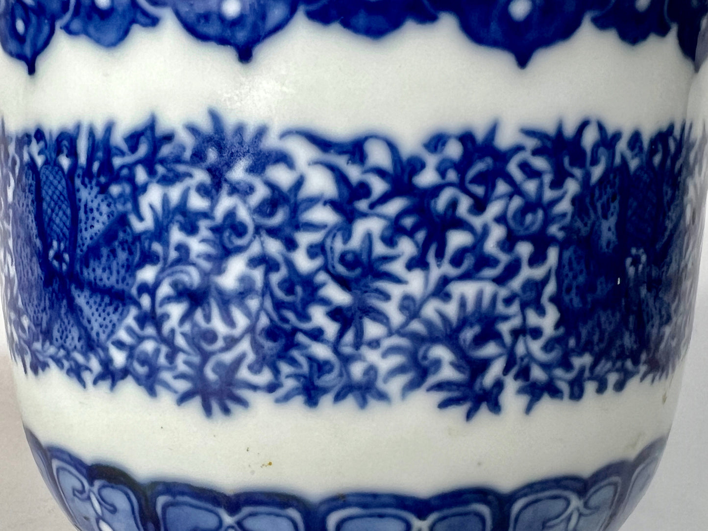 Vintage Chinese Blue & White Planter Pot Stencil Painted (early to mid 20th) 5"