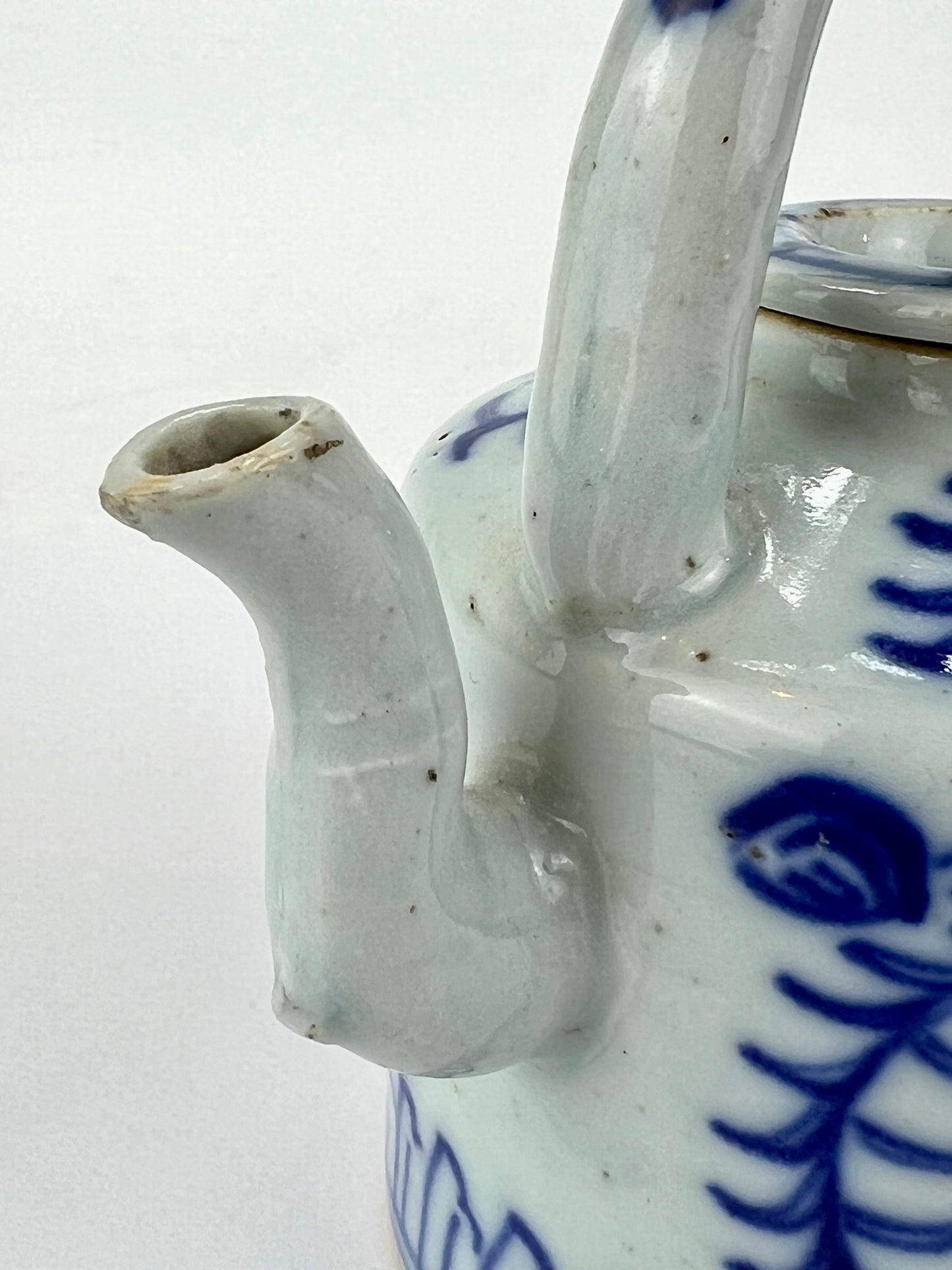 Antique Chinese c1920 Bridge Handle Tea Pot Cobalt Blue & White Hand Painted