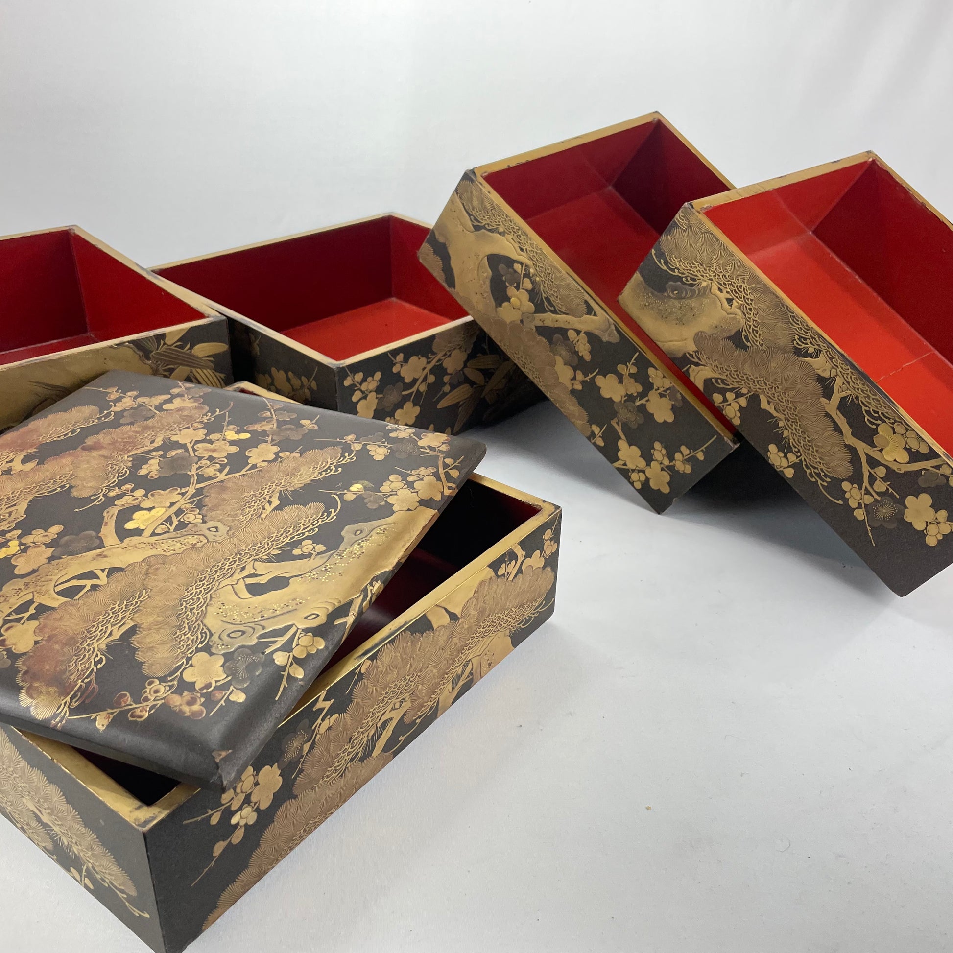 Gifts of Gold: The Art of Japanese Lacquer Boxes