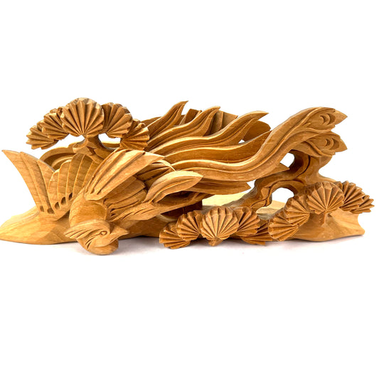 Ranma Hori Carved Peacock Turning Right